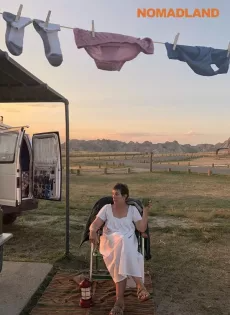 Nomadland (2020)